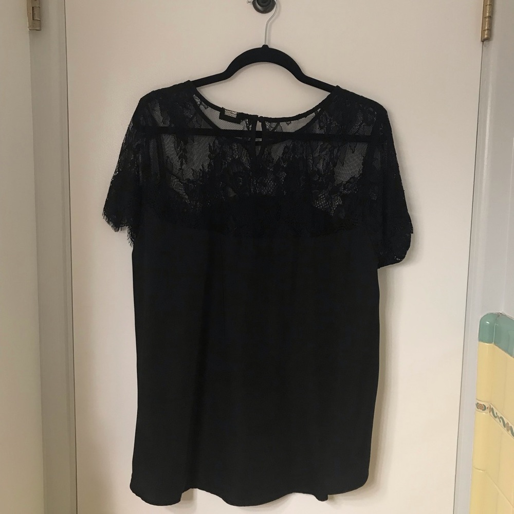 Solid/Lace Black Torrid Top Size 2